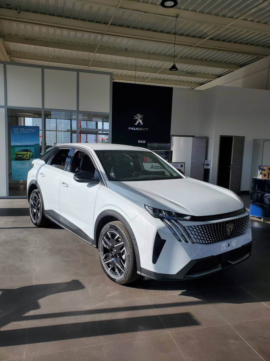 Nouveau 3008 en exposition dans votre agence Peugeot Gignac