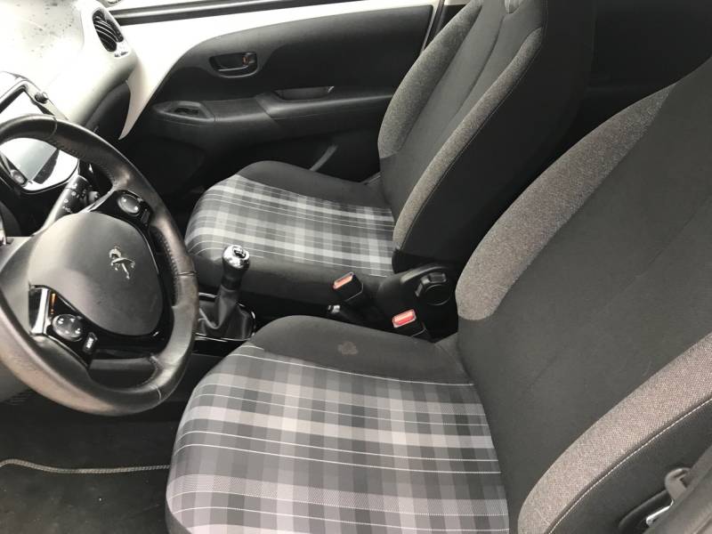 PEUGEOT 108 1.0 VTi Style 5p