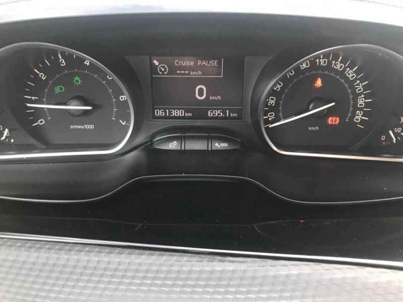 PEUGEOT 2008 1.2 PureTech Active