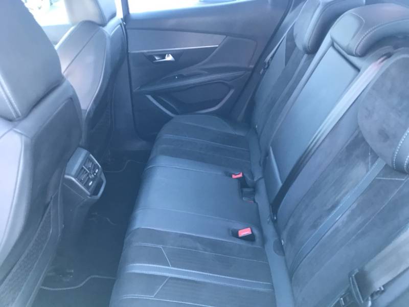 PEUGEOT 3008 1.2 PureTech 130ch Crossway S&S EAT8