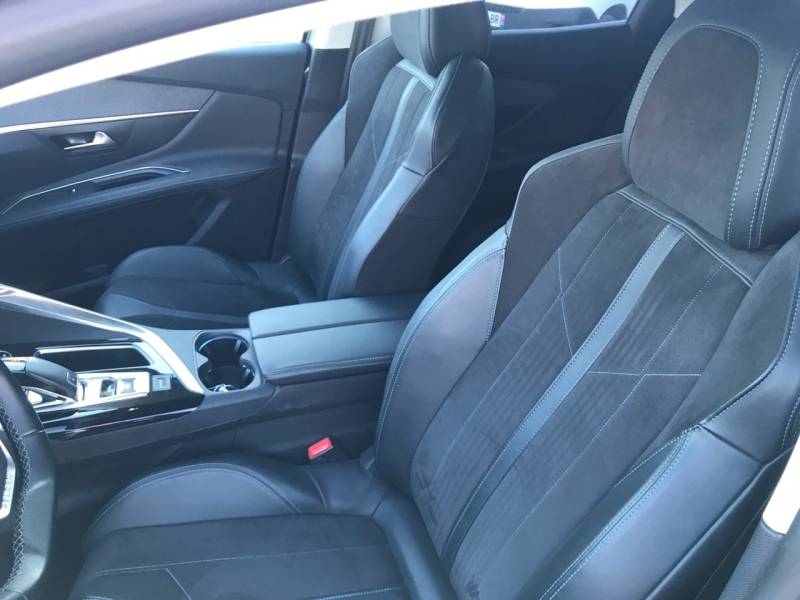 PEUGEOT 3008 1.2 PureTech 130ch Crossway S&S EAT8