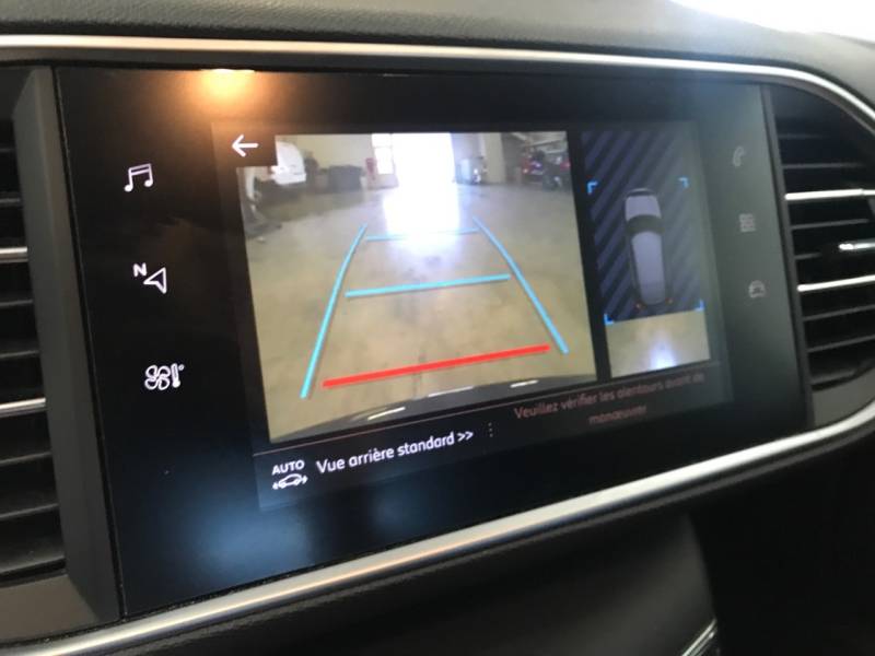 PEUGEOT 308 1.2 PureTech 110ch E6.3 S&S Style