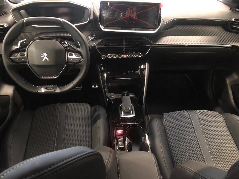 Vente nouvelle Peugeot 208 130ch aux alentours de Montpellier à Gignac