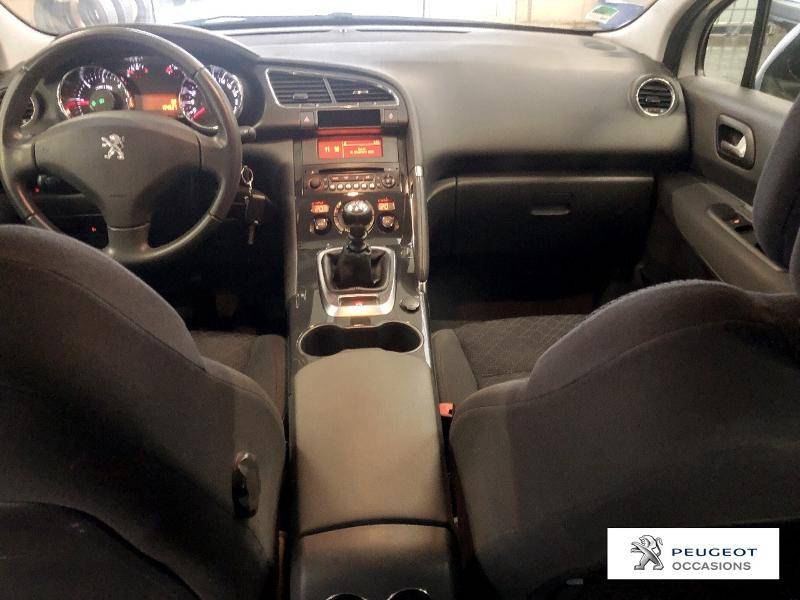 Peugeot 3008 d'occasion 1.6 Hdi115 FAP active à petit prix proche de Saint-Andrée de Sangonis