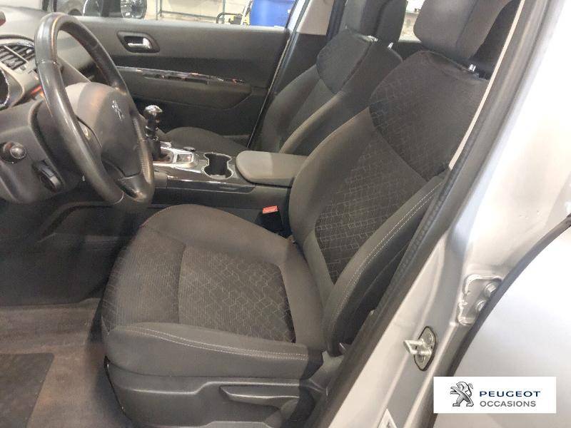 Peugeot 3008 d'occasion 1.6 Hdi115 FAP active à petit prix proche de Canet