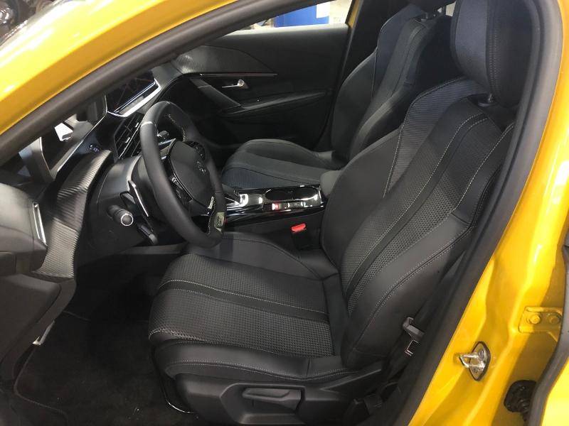 Vente nouvelle Peugeot 208 130ch aux alentours de Montpellier à Gignac