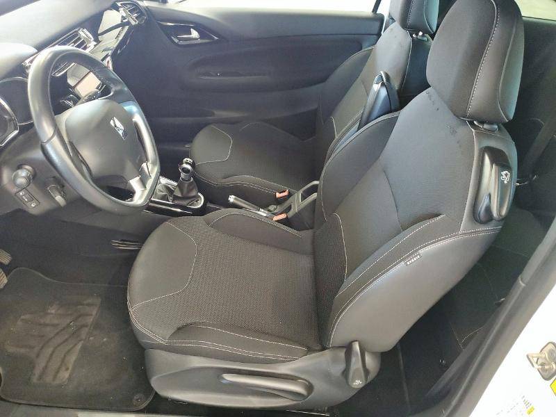 Vente voiture d'occasion DS 3 e-HDi 90ch So Chic Diesel faible kilométrage Gignac proche de Juvignac
