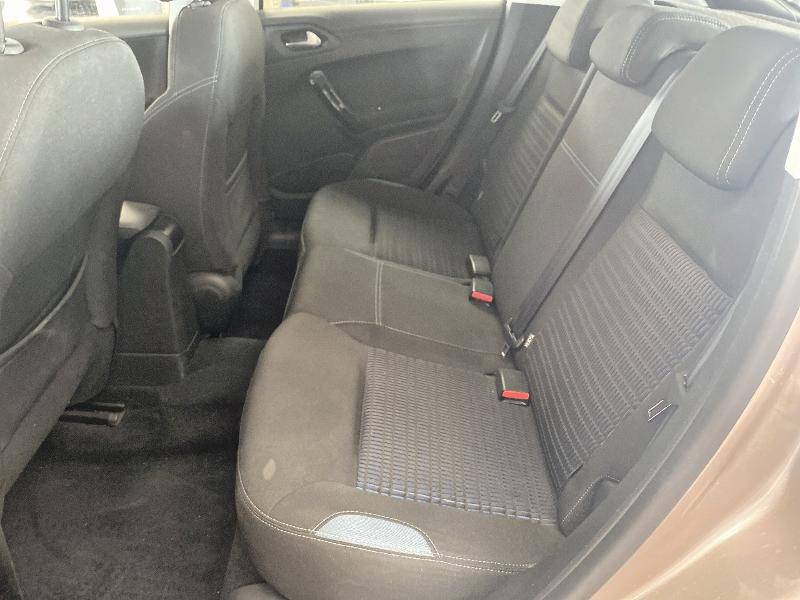 Vente 208 Allure aux alentours de bezier