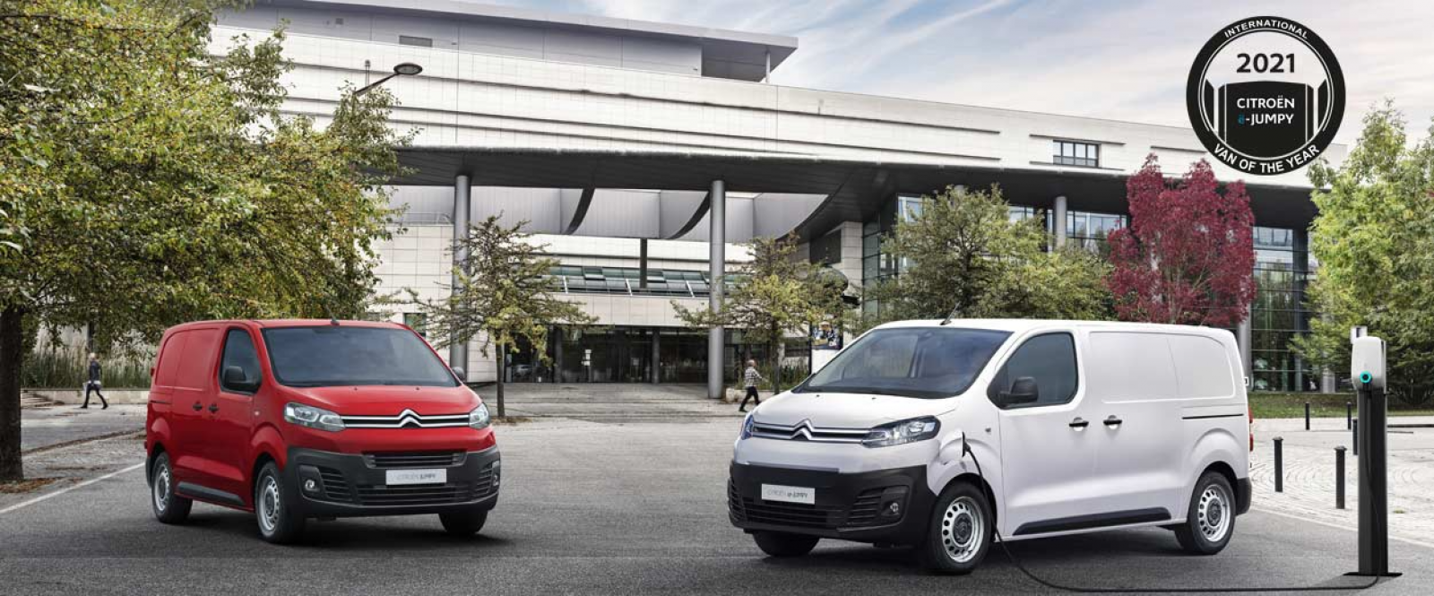 Citroën Jumpy est le partenaire idéal des professionnels à la recherche d'un outil de travail qui simplifie leur vie au quotidien proche de Lattes