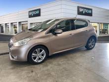 Vente 208 Allure aux alentours de Montpeyroux