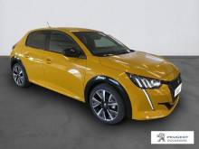 Nouvelle Peugeot 208 en location à Gignac proche du Pouget